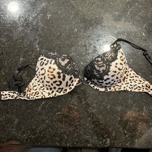 Victoria secret bombshell plunge 32B leopard